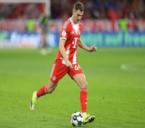 郑钦文重返,澳网女单决,力争冠军,世界杯预测,2026世界杯,热门球队分析,战术对比,赛事动态